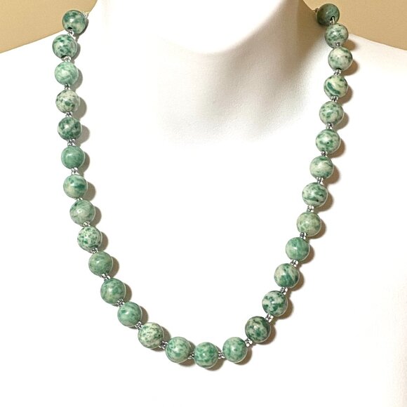 Green White Dyed Agate Necklace, Large Matte Gemstone Beaded Necklace - Picture 2 of 11